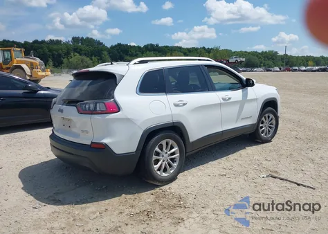 2019 Jeep Cherokee Latitude 4X4 z USA, uszkodzony, nr VIN 1C4PJMCBXKD239602